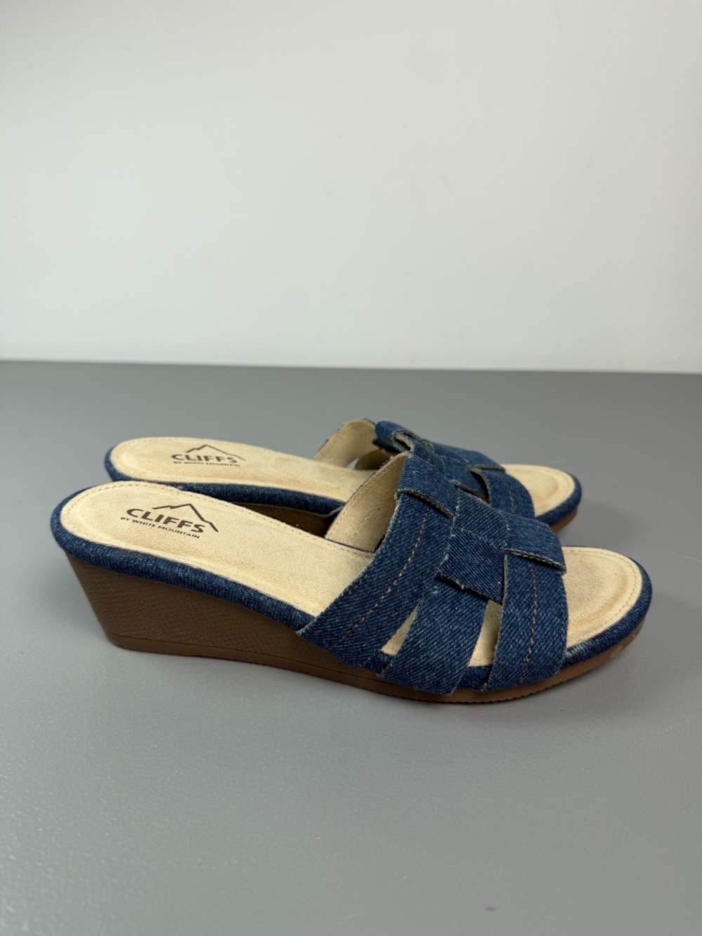 Cliffs by White Mountain Candyce Dark Blue Denim Women's Wedge Sandals-Sz 6.5 - Picture 3 of 12